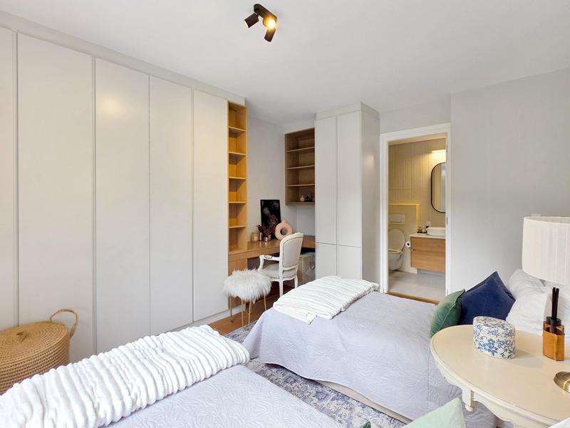 2 Bedroom Property for Sale in Camps Bay Western Cape